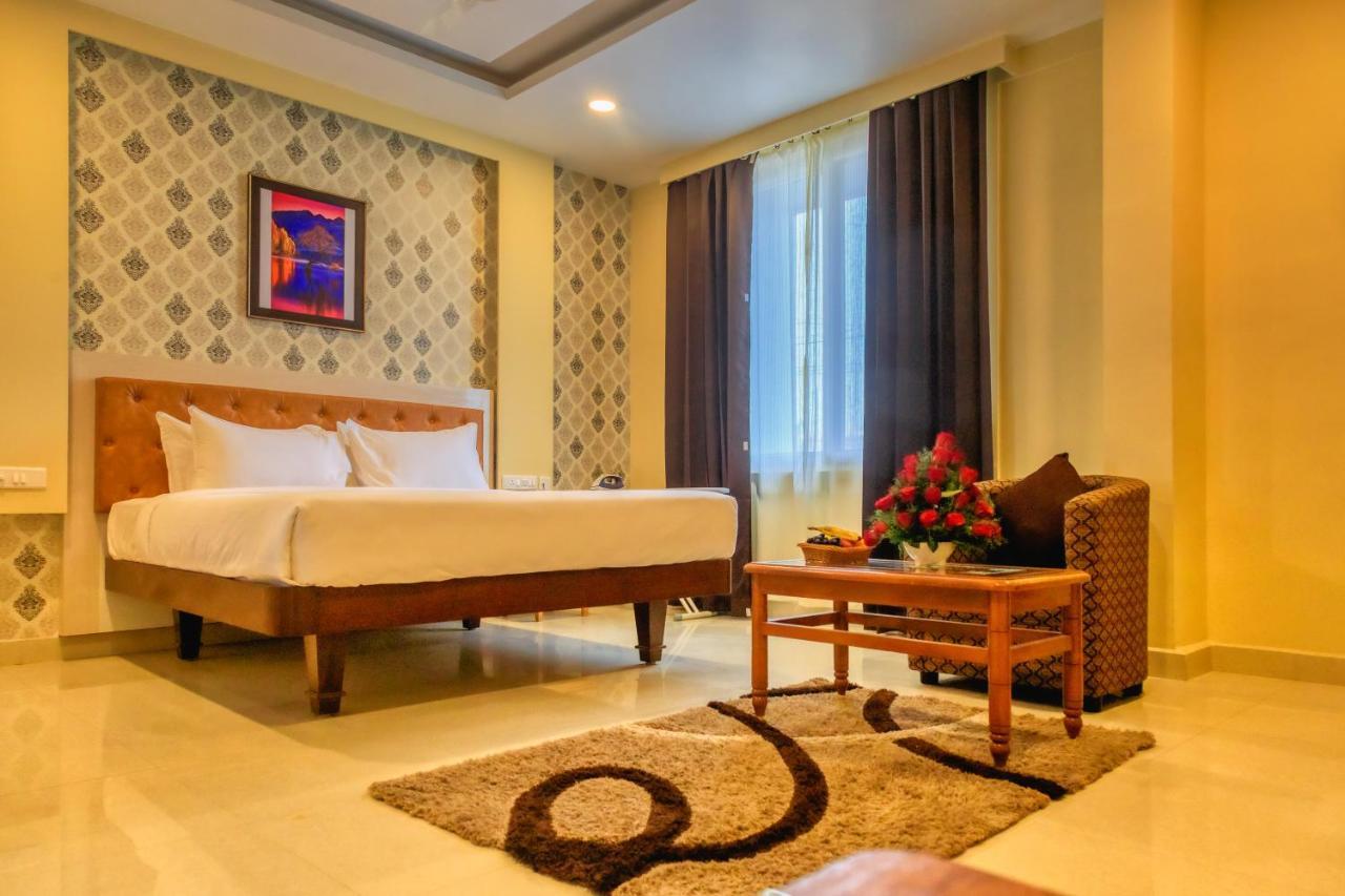 Hotel Royal Grande Vellore Eksteriør billede